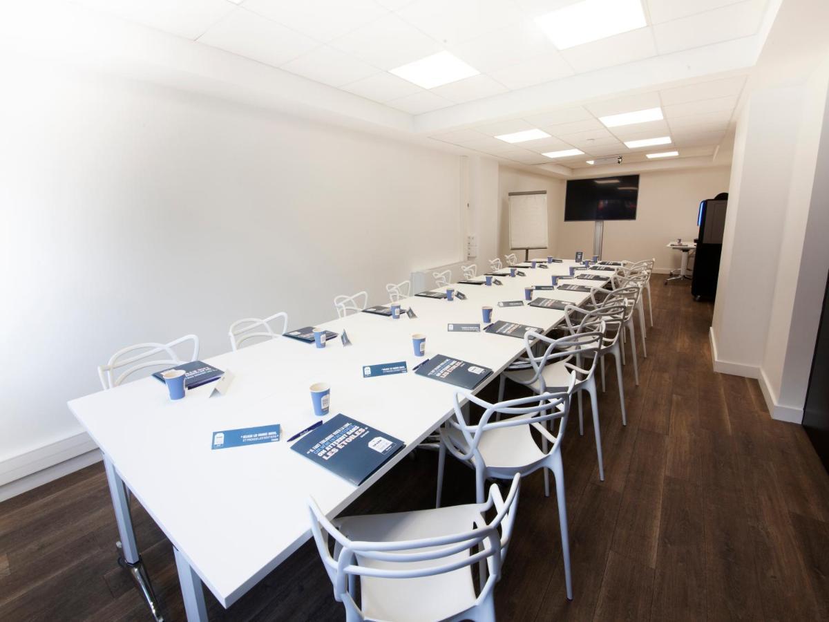 Kyriad Hotel Clermont Ferrand Centre Εξωτερικό φωτογραφία