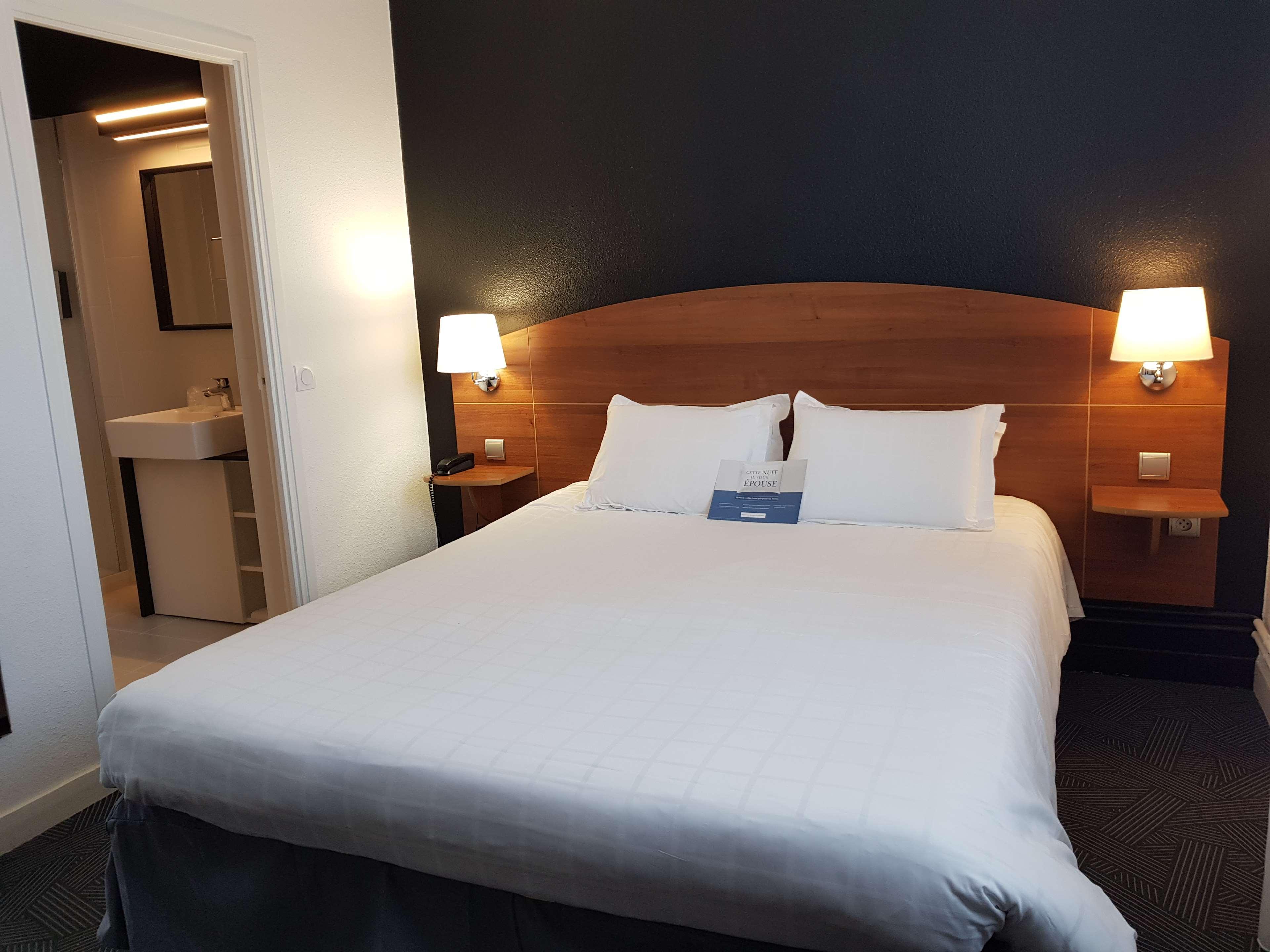 Kyriad Hotel Clermont Ferrand Centre Εξωτερικό φωτογραφία