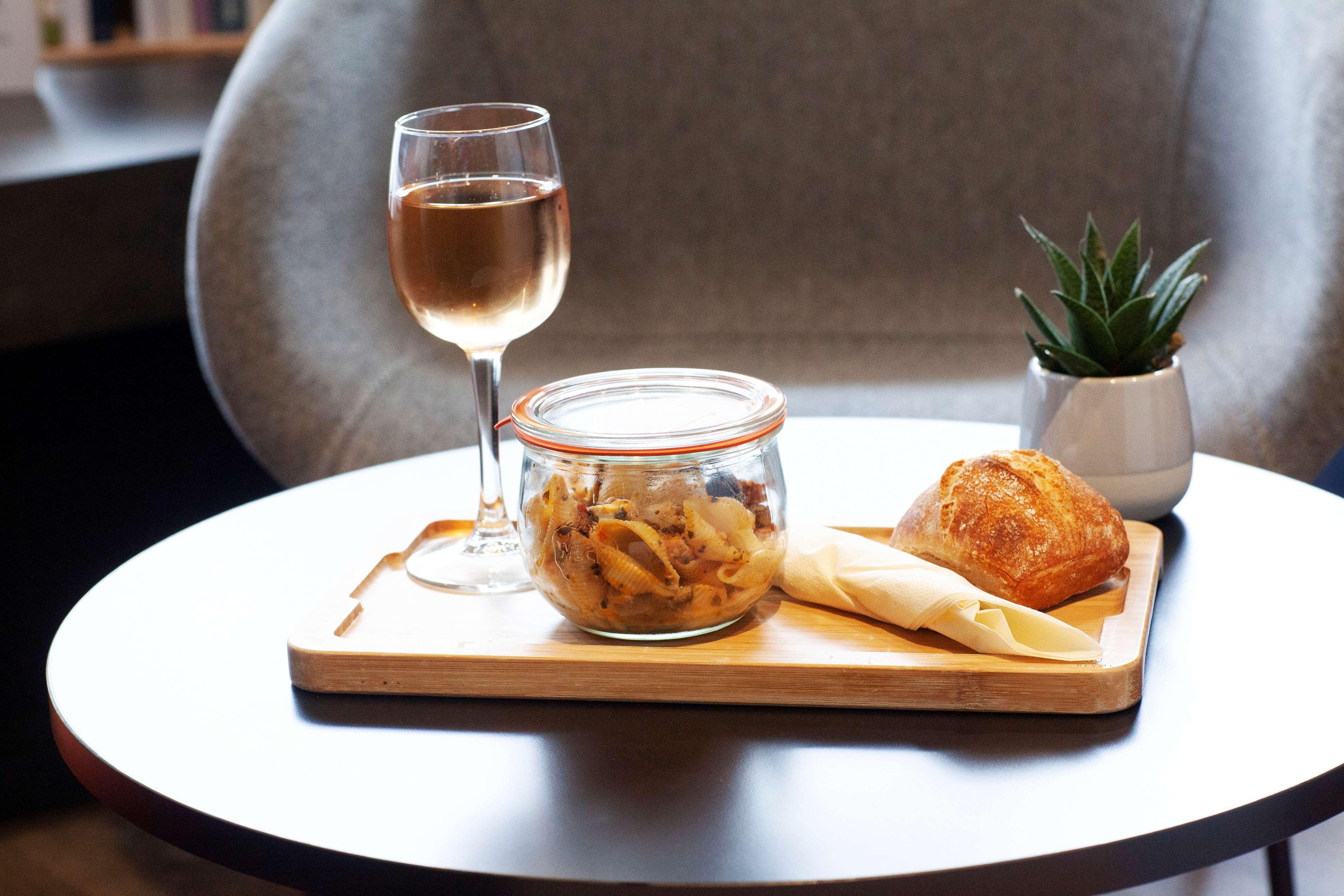 Kyriad Hotel Clermont Ferrand Centre Εξωτερικό φωτογραφία
