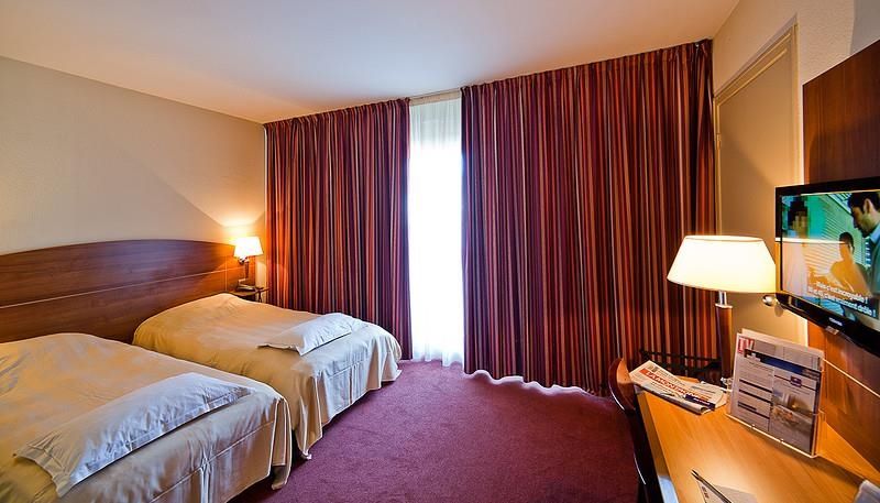 Kyriad Hotel Clermont Ferrand Centre Εξωτερικό φωτογραφία