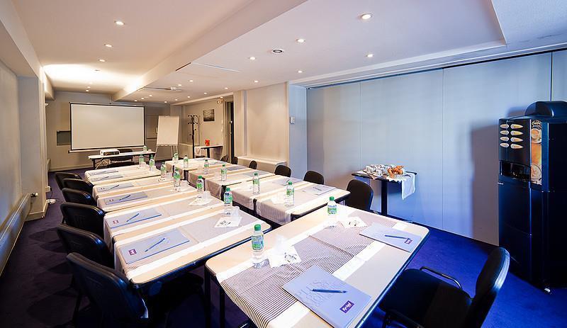 Kyriad Hotel Clermont Ferrand Centre Εξωτερικό φωτογραφία